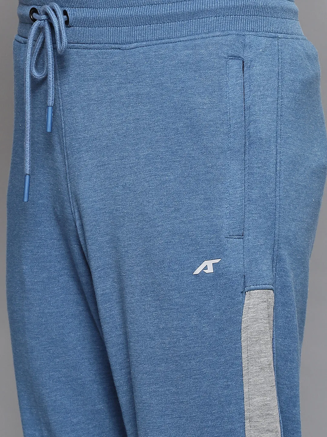 Alcis Men Blue Grey Melange Colourblocked Sports Tracksuit