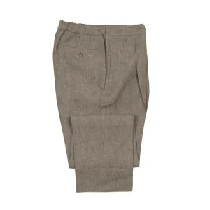 Exclusive pleated easy pants in brown linen