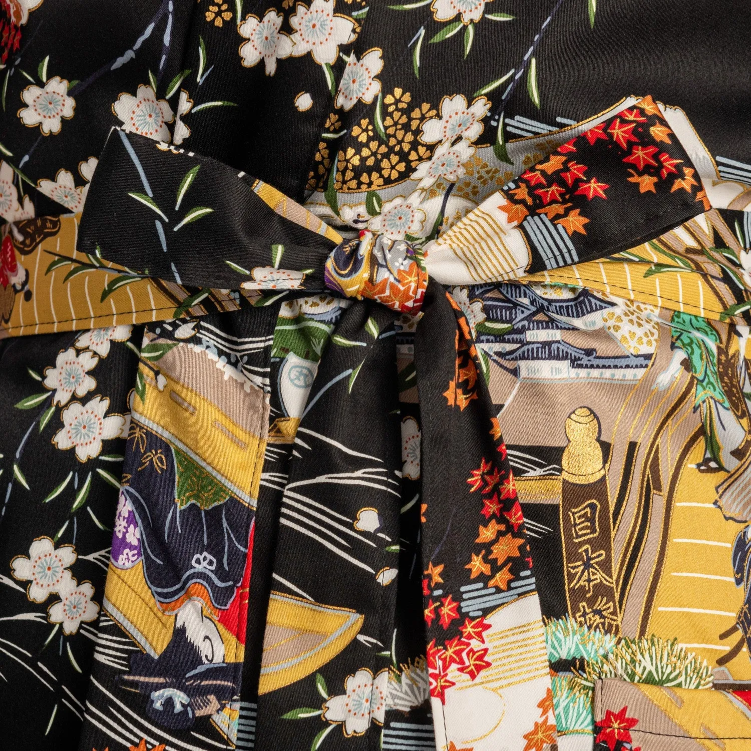 Geisha Short Black Japanese Kimono