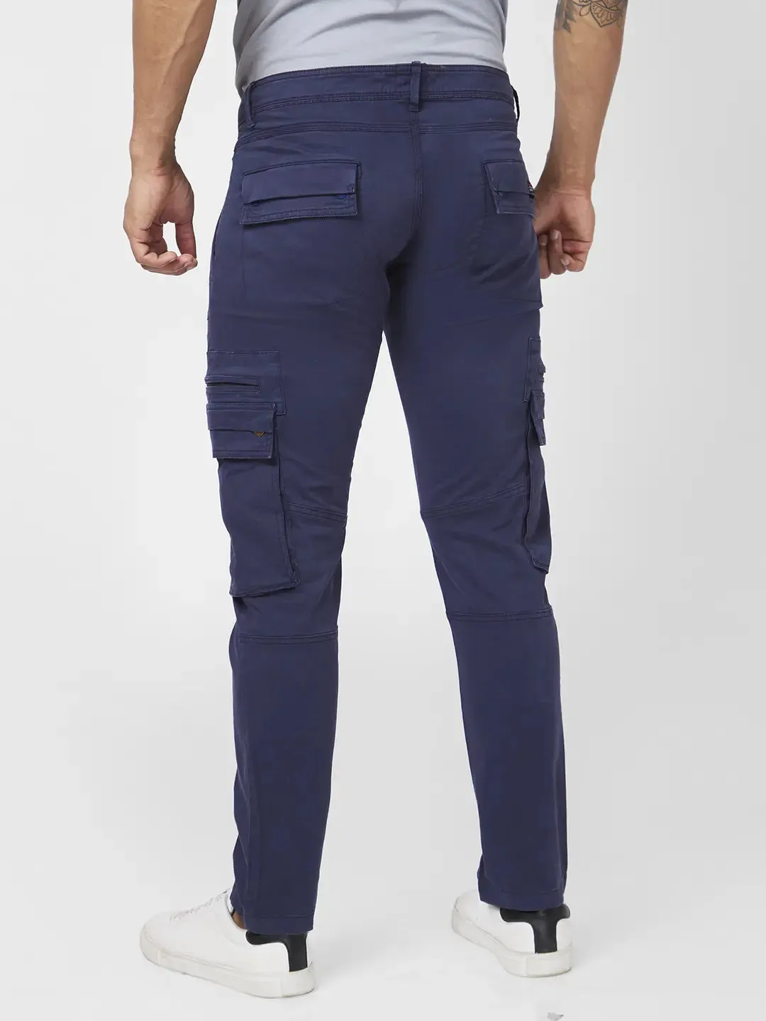 Spykar Men Navy Blue Cotton Tapered Fit Ankle Length Mid Rise Cargo Pant