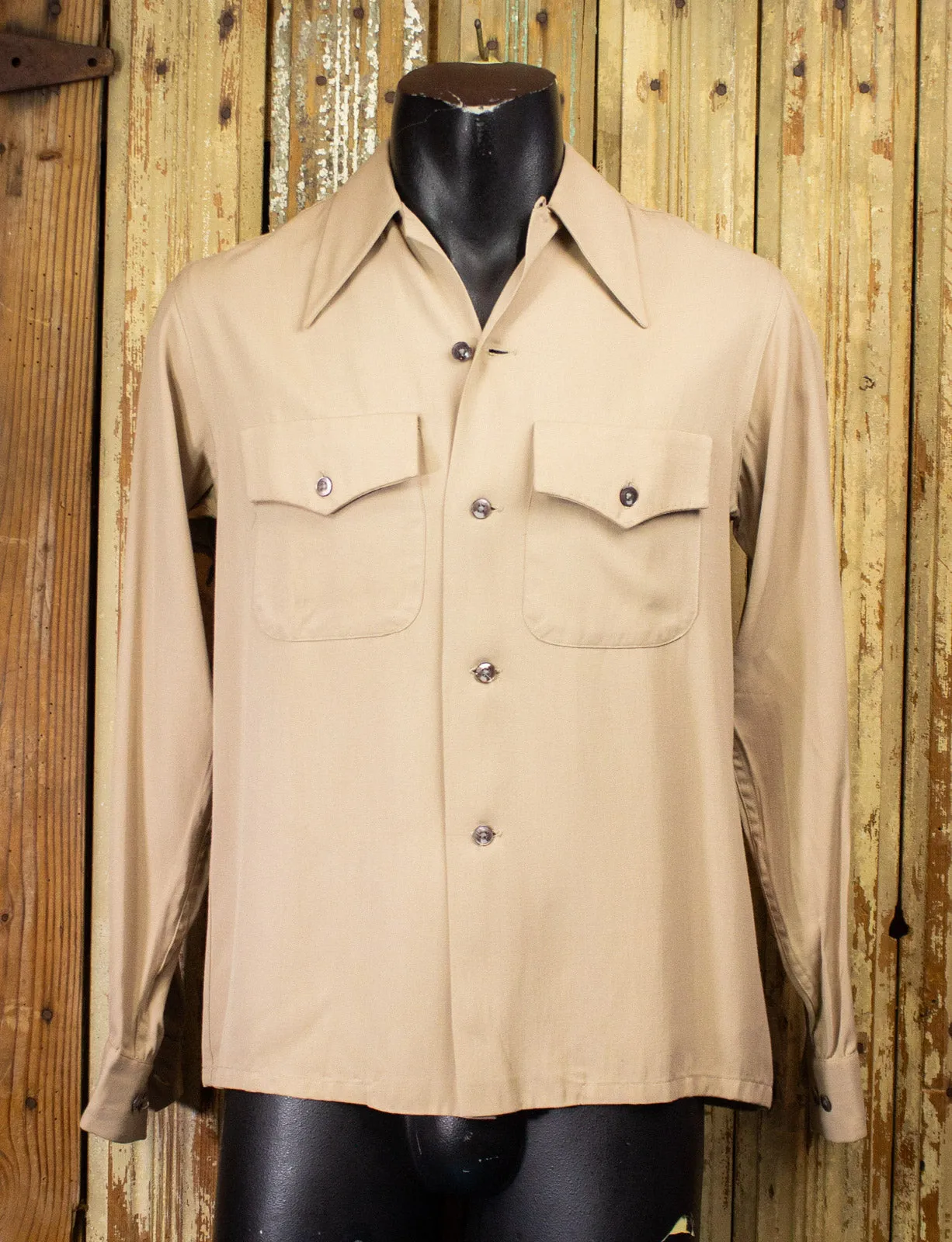 Vintage Marlboro Gabardine Button Up Shirt 40s Tan Small