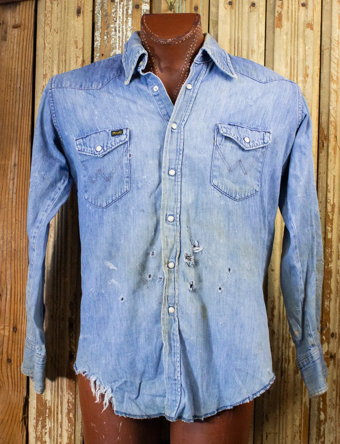 Vintage Wrangler Distressed Pearl Snap Button Up Shirt 60s Light Wash Large